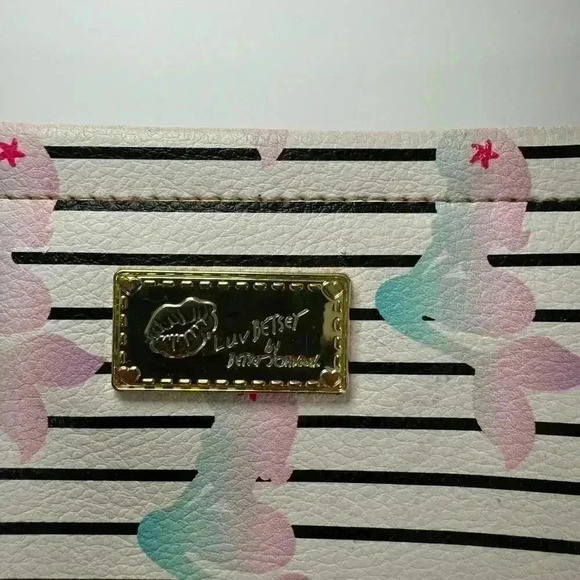Luv Betsey Johnson Pastel Mermaid Striped Double Pouch Wristlet Clutch Bag - Picture 2 of 12